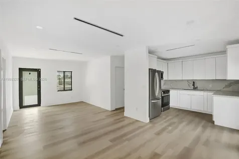 14520 Carver Drive Miami FL 33176