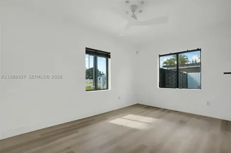 14520 Carver Drive Miami FL 33176