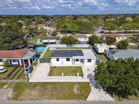 14520 Carver Drive Miami FL 33176