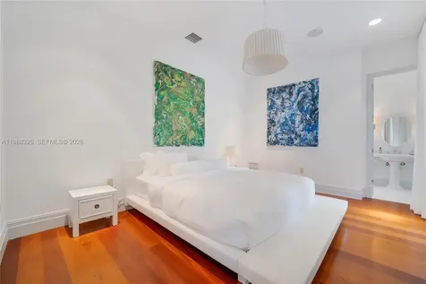 100 Palm Avenue Miami Beach FL 33139