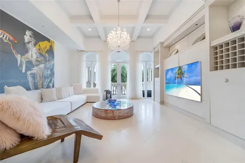 100 Palm Avenue Miami Beach FL 33139