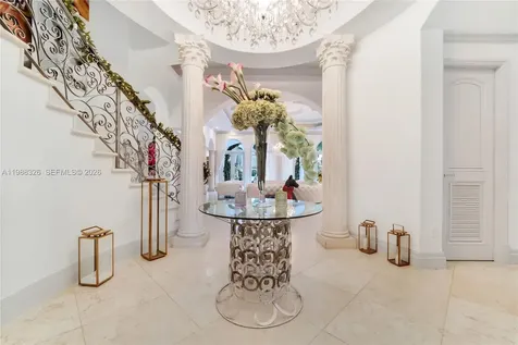 100 Palm Avenue Miami Beach FL 33139