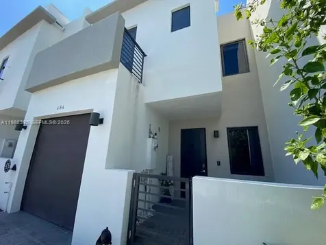484 SW 91st Place Miami FL 33174