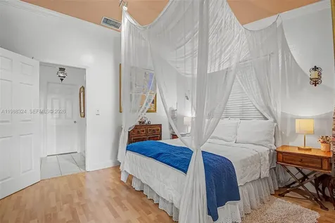 21040 SW 85th Pass Cutler Bay FL 33189