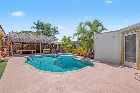 21040 SW 85th Pass Cutler Bay FL 33189