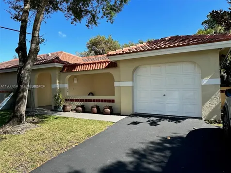 1367 Seagrape Circle Weston FL 33326