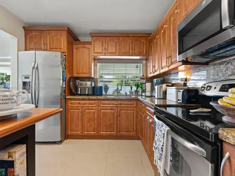 8530 NW 179th Street Hialeah FL 33015