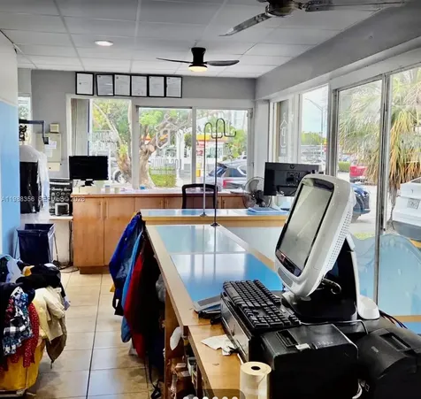 4222 W 16th Avenue Hialeah FL 33012