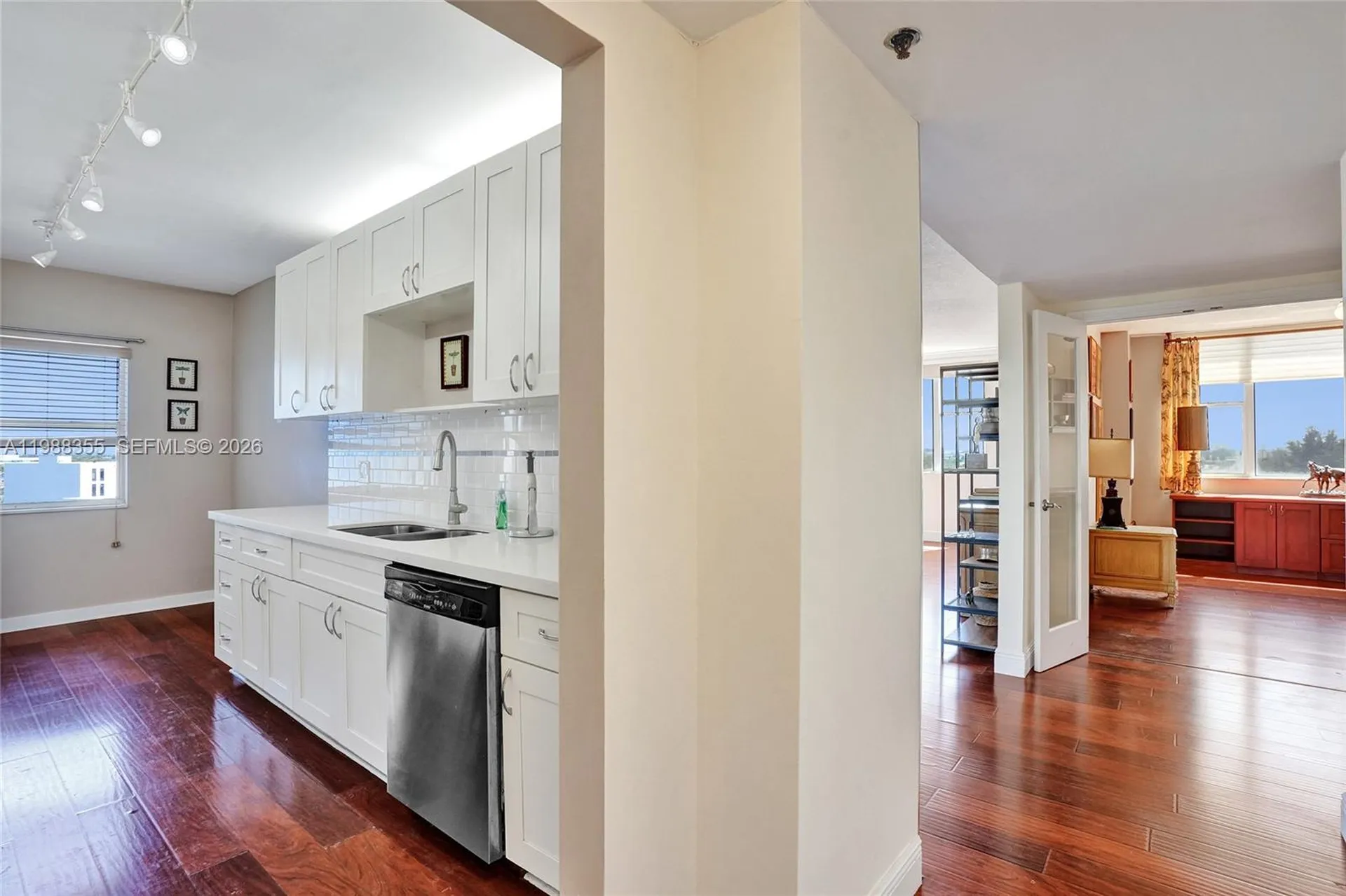 4001 Hillcrest Drive Hollywood FL 33021