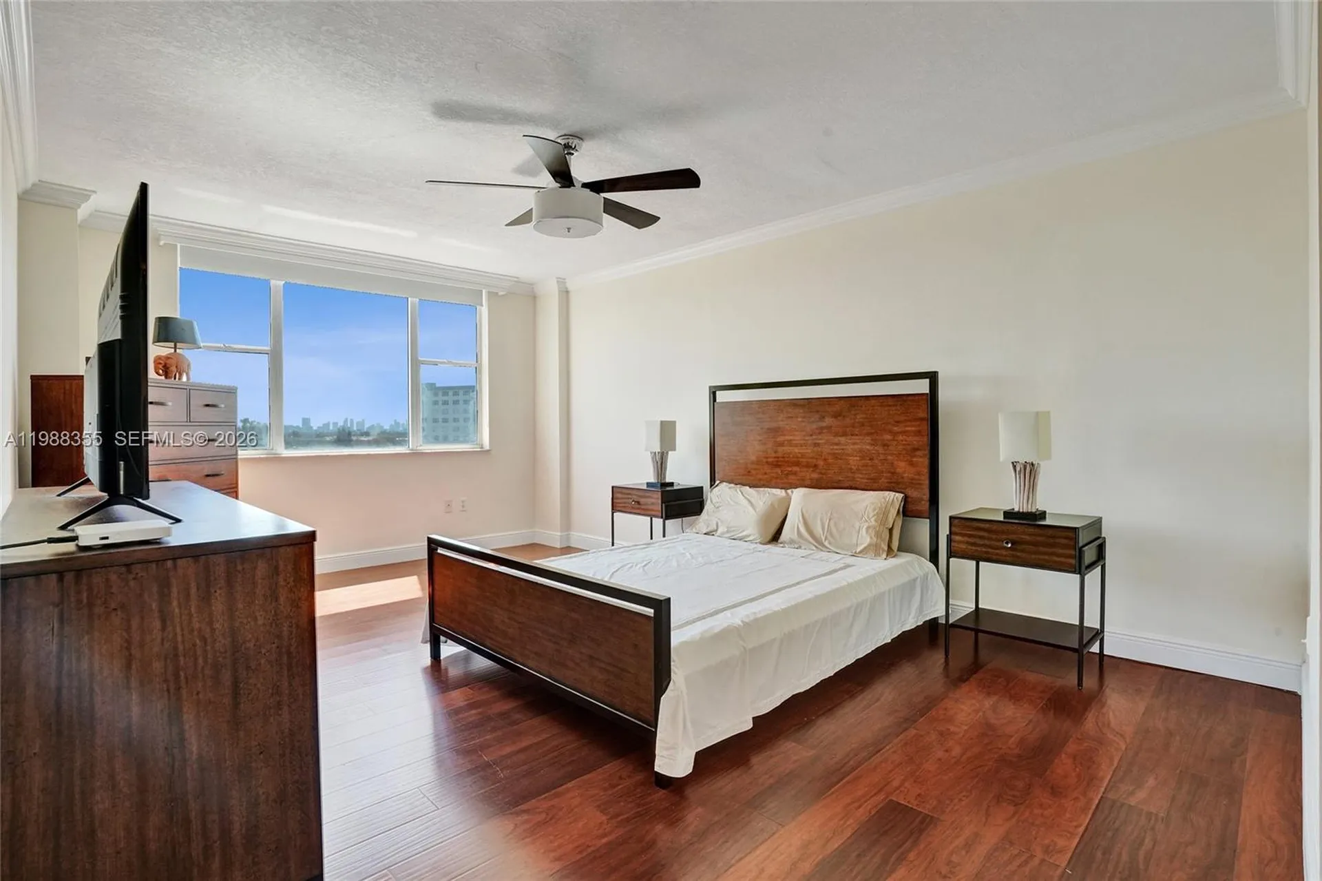 4001 Hillcrest Drive Hollywood FL 33021