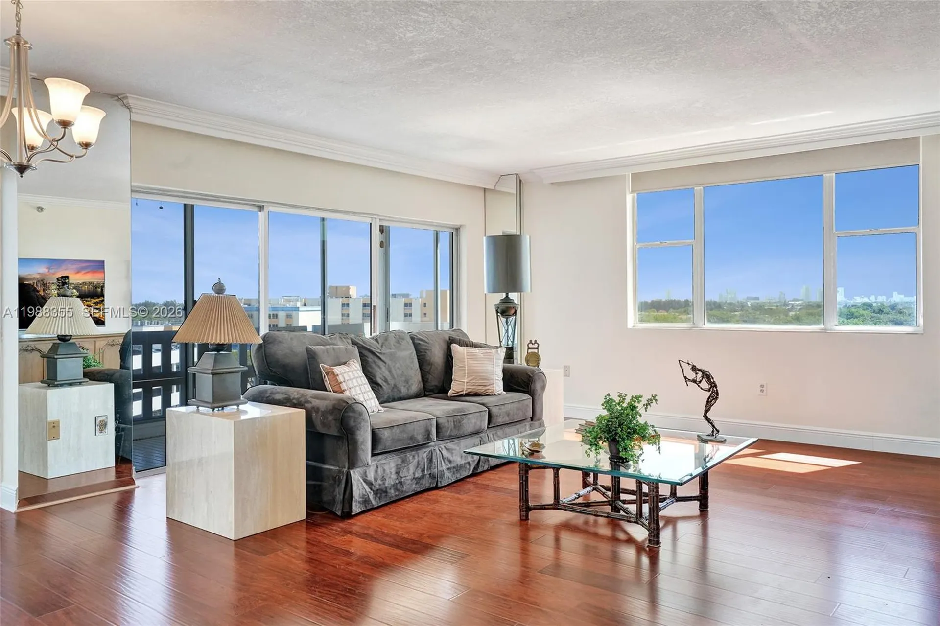 4001 Hillcrest Drive Hollywood FL 33021