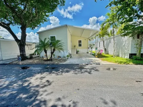 3001 SW 18th Ter, Lot 134 Fort Lauderdale FL 33315