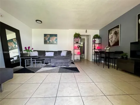 2120 NE 168th Street North Miami Beach FL 33162