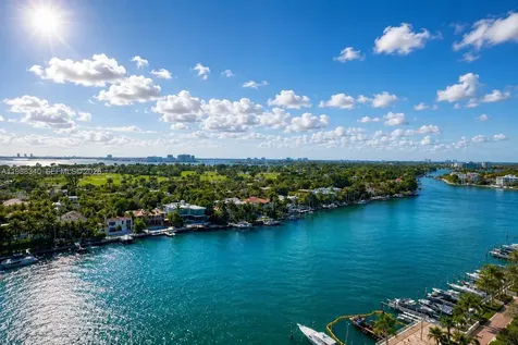 5600 Collins Avenue Miami Beach FL 33140