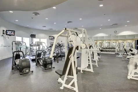 5600 Collins Avenue Miami Beach FL 33140