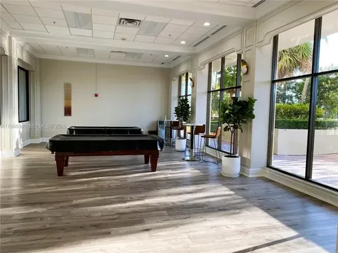 5600 Collins Avenue Miami Beach FL 33140