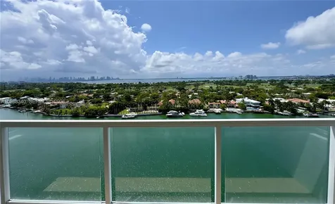 5600 Collins Avenue Miami Beach FL 33140