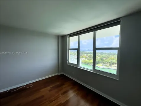 5600 Collins Avenue Miami Beach FL 33140