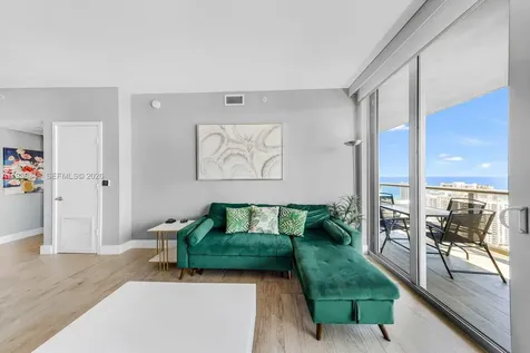 2600 E Hallandale Beach Boulevard Hallandale Beach FL 33009