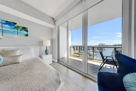 2600 E Hallandale Beach Boulevard Hallandale Beach FL 33009