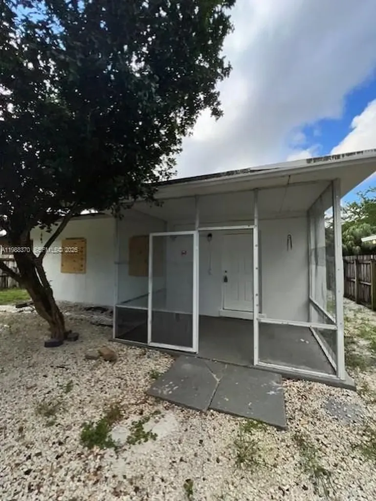 1220 NW 3rd Court Fort Lauderdale FL 33311