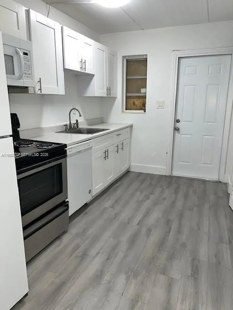 1220 NW 3rd Court Fort Lauderdale FL 33311