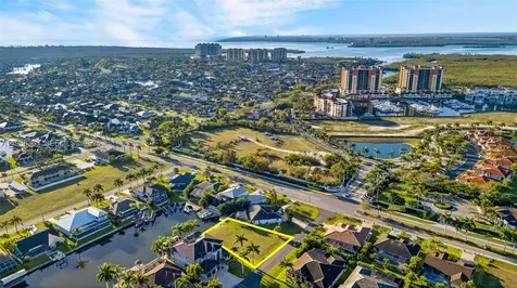 5423 SW 17th Avenue Cape Coral FL 33914