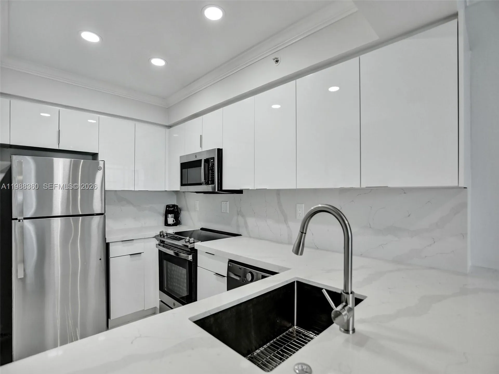 2501 S Ocean Drive Hollywood FL 33019