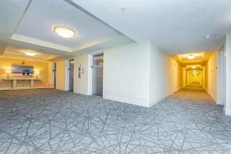 2501 S Ocean Drive Hollywood FL 33019