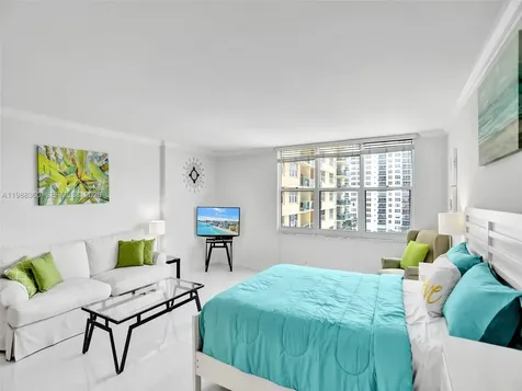 2501 S Ocean Drive Hollywood FL 33019