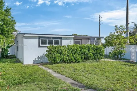 2001 Rutland Street Opa-Locka FL 33054
