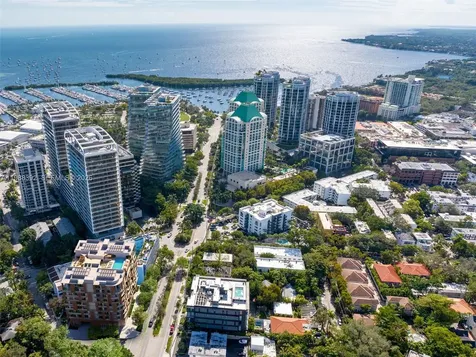 2650 Lincoln Avenue Miami FL 33133