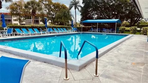 671 S Hollybrook Drive Pembroke Pines FL 33025