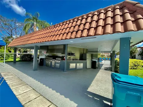 671 S Hollybrook Drive Pembroke Pines FL 33025