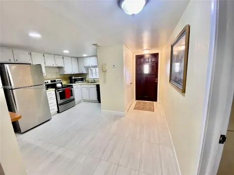 671 S Hollybrook Drive Pembroke Pines FL 33025
