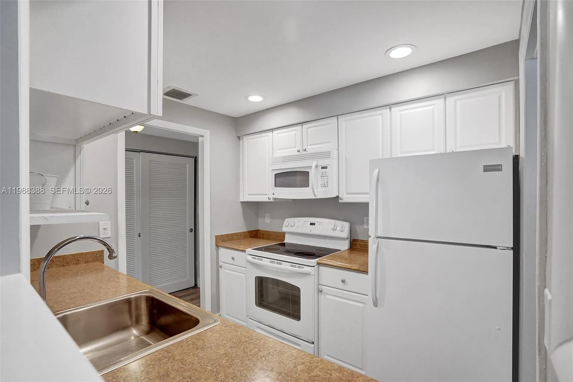 400 N Riverside Drive Pompano Beach FL 33062