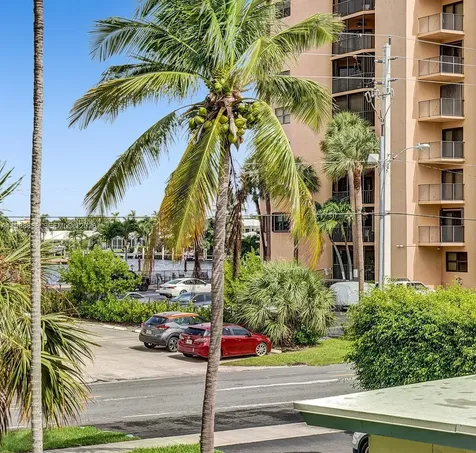 400 N Riverside Drive Pompano Beach FL 33062