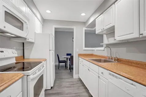 400 N Riverside Drive Pompano Beach FL 33062