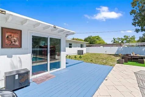 1110 NE 130th Street North Miami FL 33161