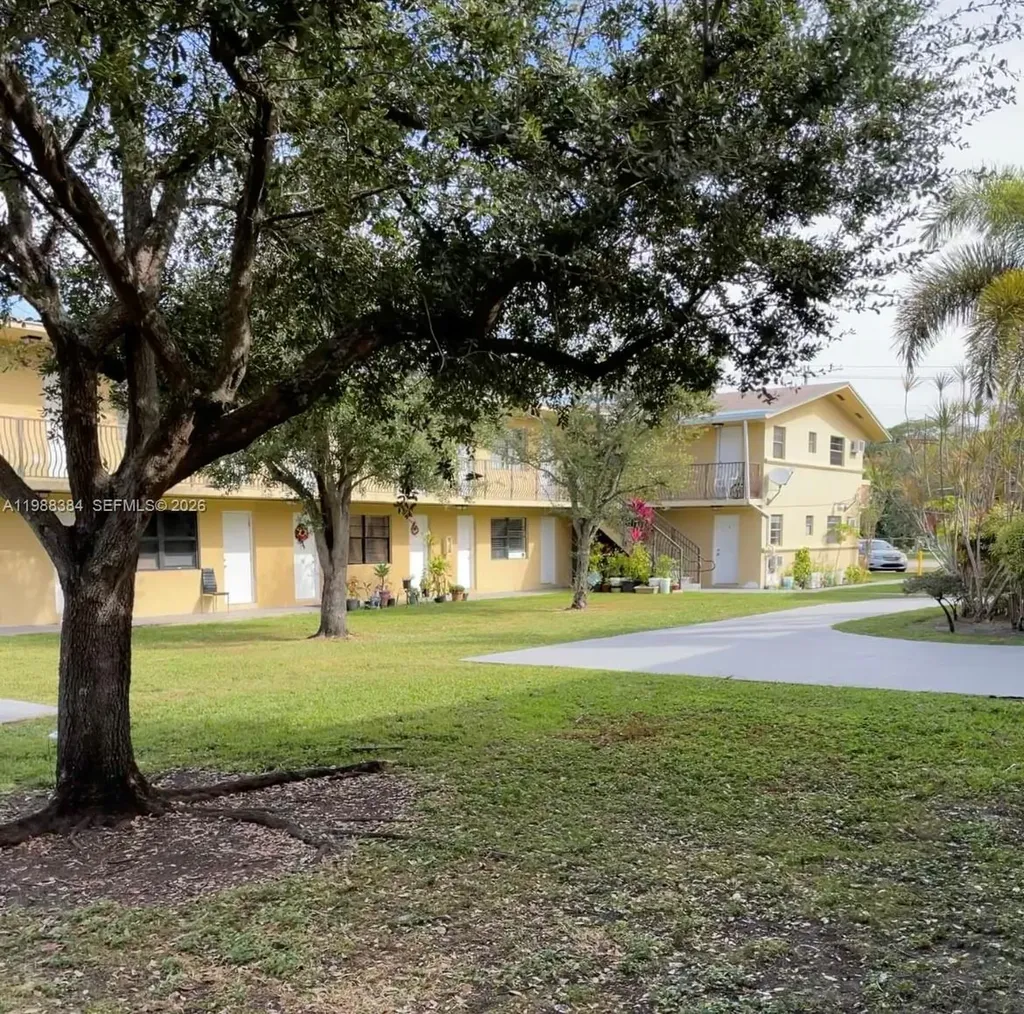 4450 SW 67th Avenue Miami FL 33155