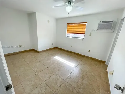 4450 SW 67th Avenue Miami FL 33155