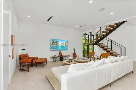 2225 SW 18th Avenue Miami FL 33145