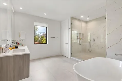2225 SW 18th Avenue Miami FL 33145