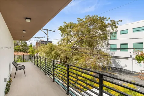 2225 SW 18th Avenue Miami FL 33145