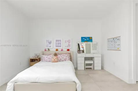 2225 SW 18th Avenue Miami FL 33145
