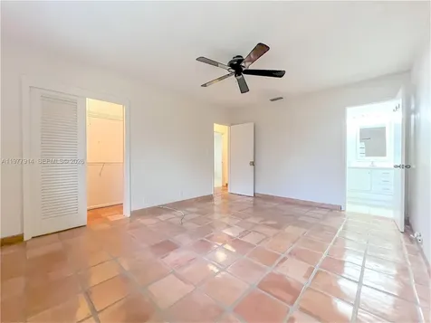 192 SW 62nd Terrace Plantation FL 33317