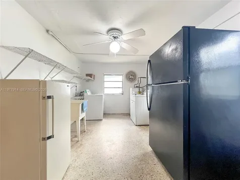 192 SW 62nd Terrace Plantation FL 33317