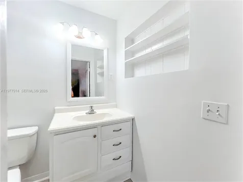 192 SW 62nd Terrace Plantation FL 33317