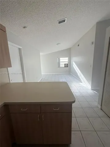 2566 W 73rd Place Hialeah FL 33016