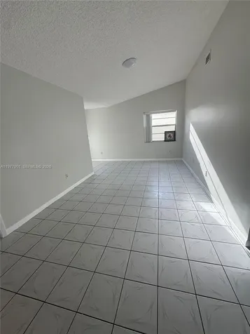 2566 W 73rd Place Hialeah FL 33016